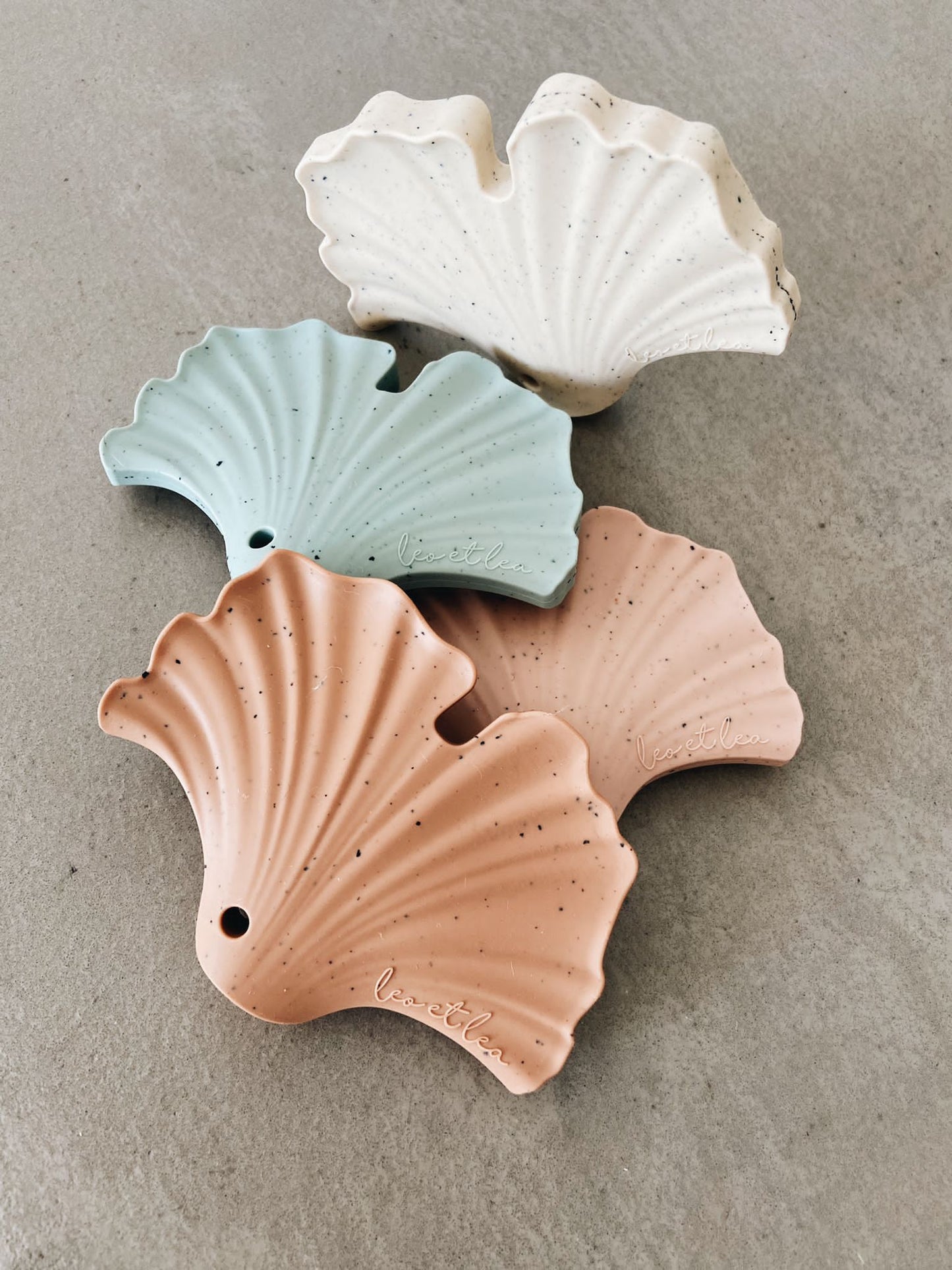 Hochet de Dentition 'Gingko', Beige