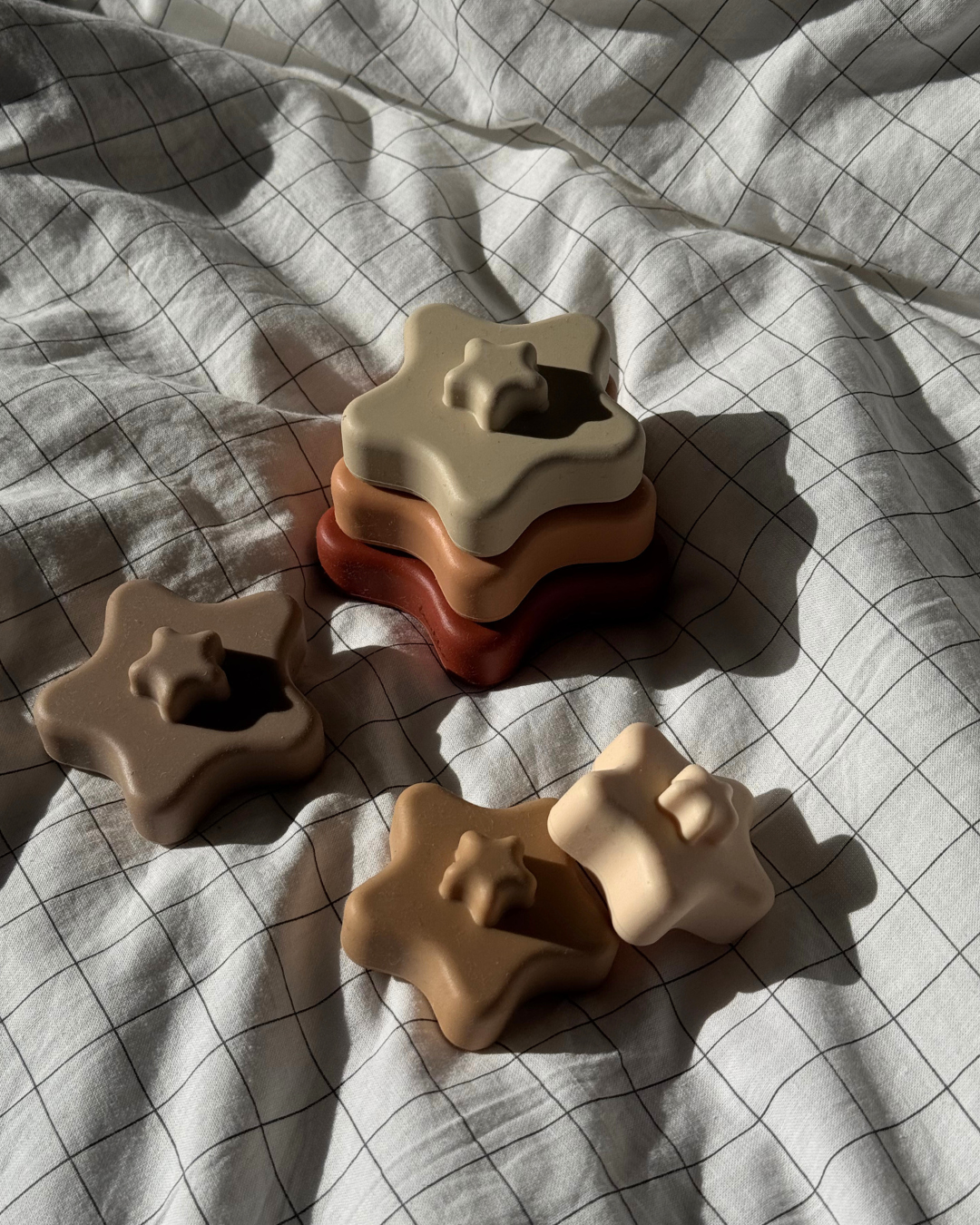 Star Stacker, Etoiles à empiler, Nude, Beige