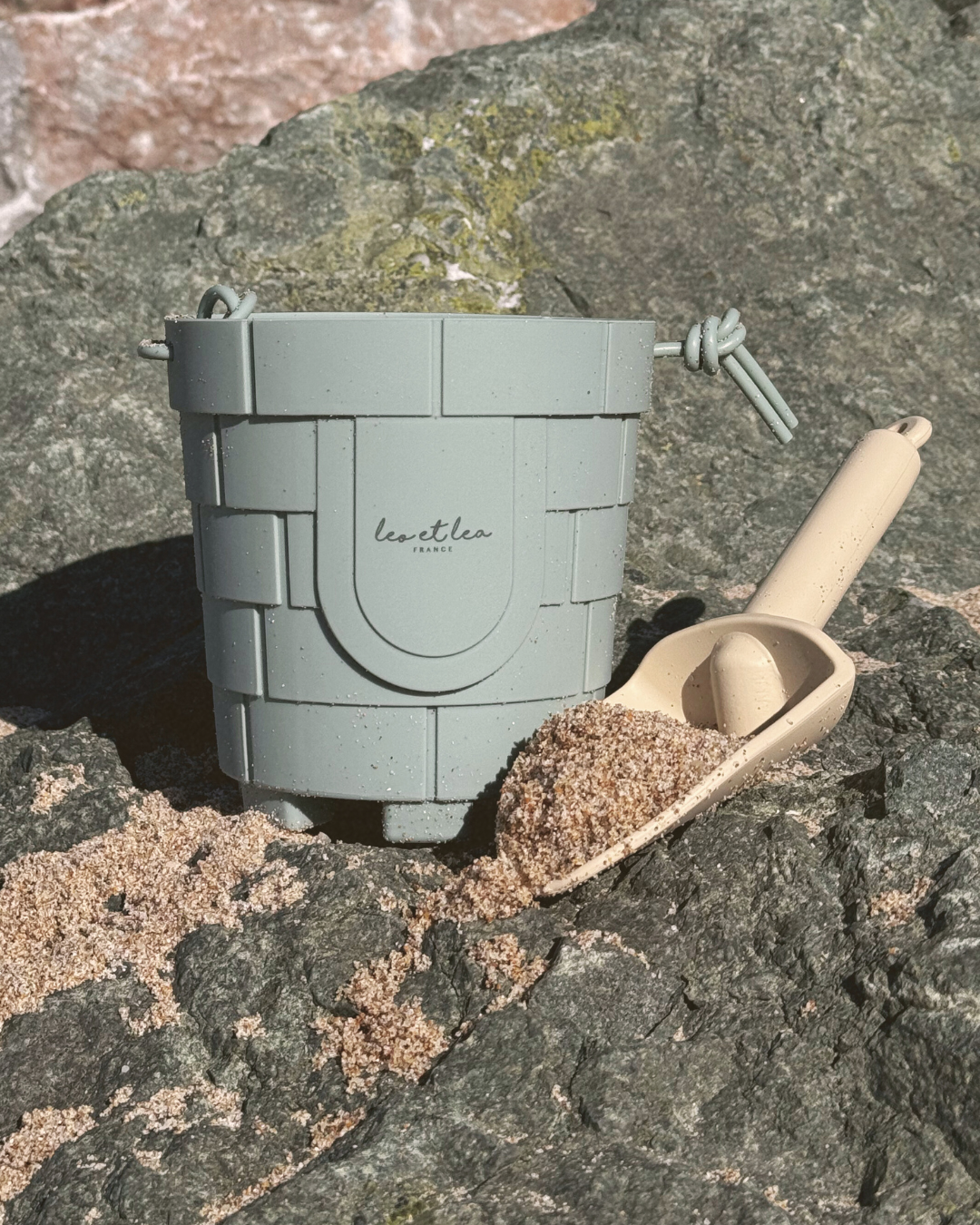 Jouet de sable et plage - Set avec seau et pelle