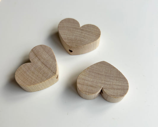 Cœur en bois naturel - 30/20/10 mm (lot de 500pcs)