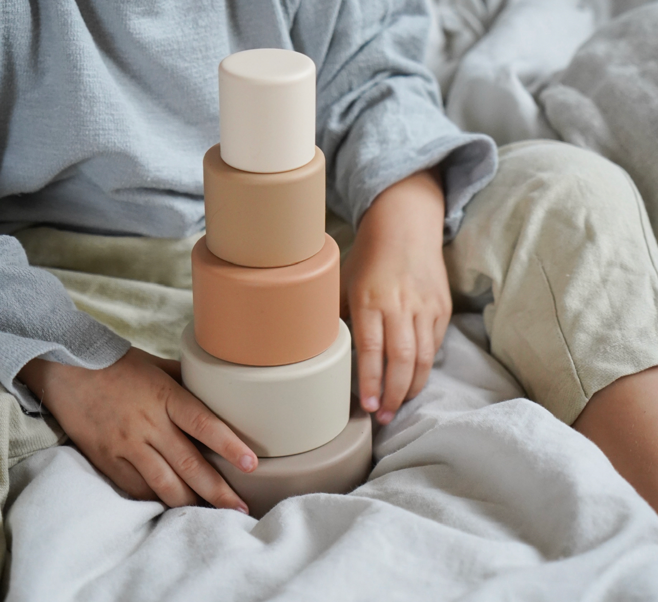 Gobelets empilables, beige, Silicone